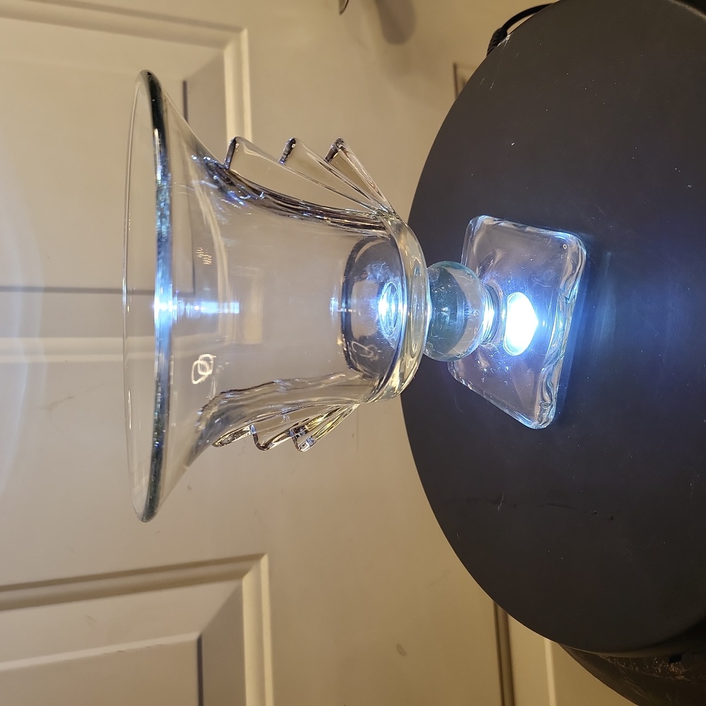 Unique Hiesey L E Smith Style Glass Vase w/ Fins 6" - Picture 5 of 10